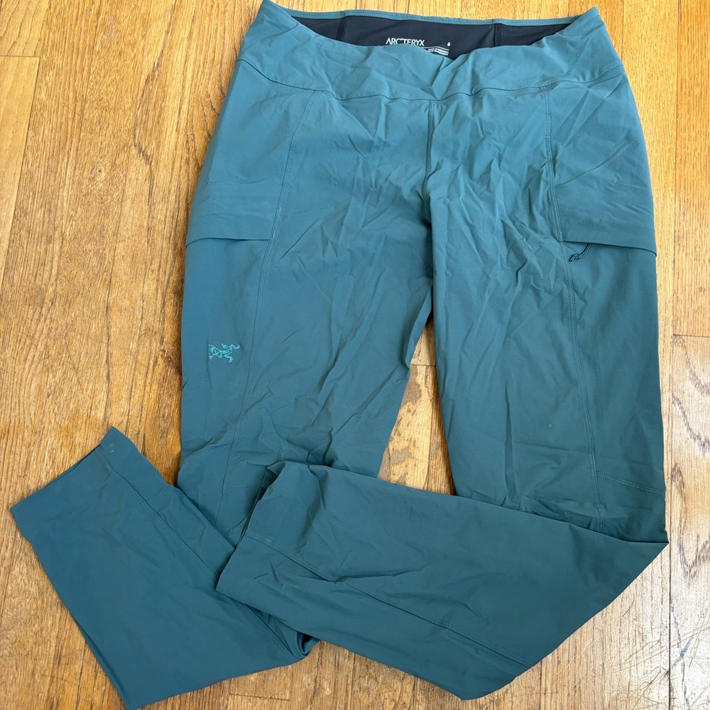 Arc’teryx Gamma LT Hiking Climbing Pants - Women’s 6